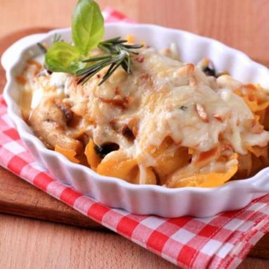 Farfalle  &mu;&epsilon; &sigma;&omicron;&sigmaf;  &rho;&omicron;&kappa;&phi;ό&rho;  &kappa;&alpha;&iota; bacon